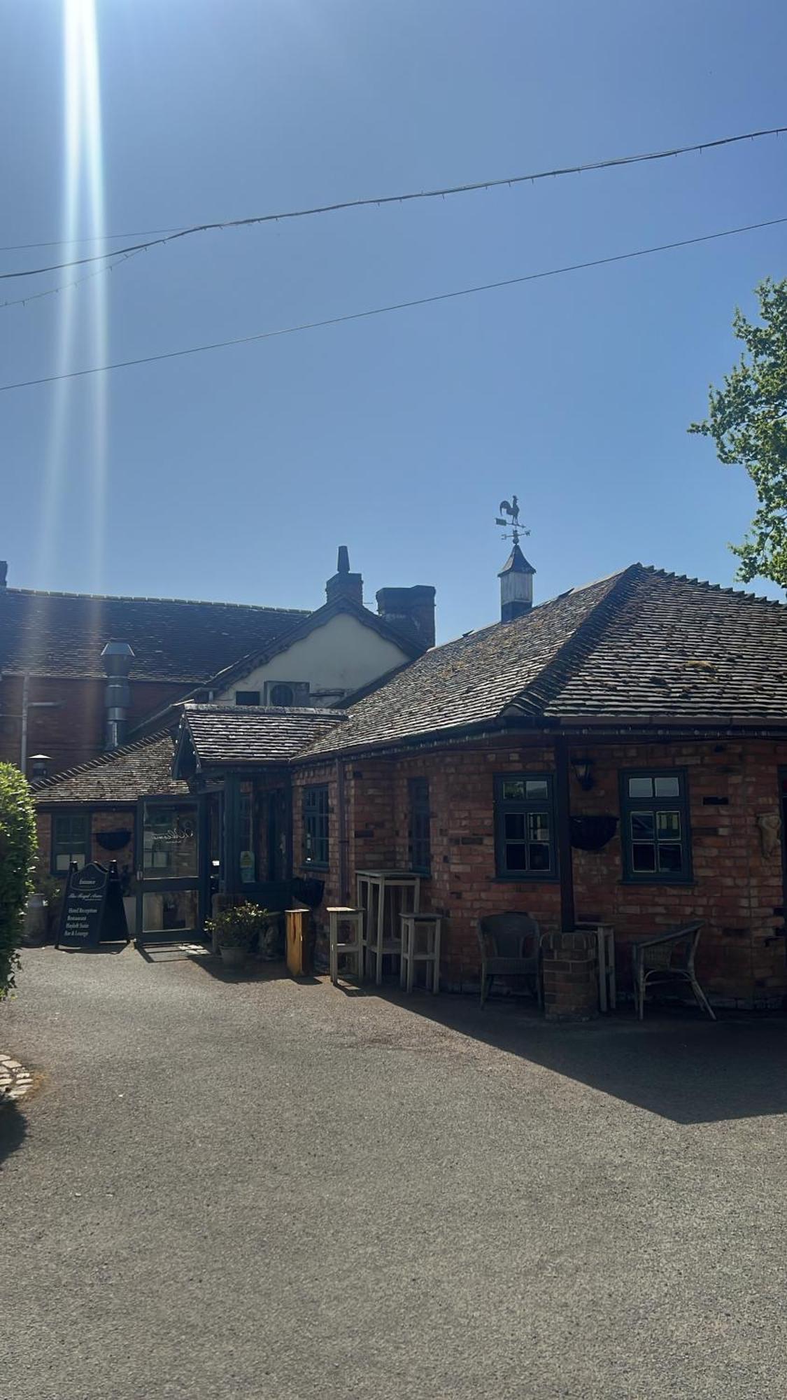 The Royal Arms Hotel Sutton Cheney Kültér fotó